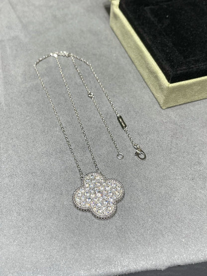 [AuraEcho Jewelry]CLOVER 25MM LARGE PENDANT DIAMOND PAVED SILVER NECKLACE