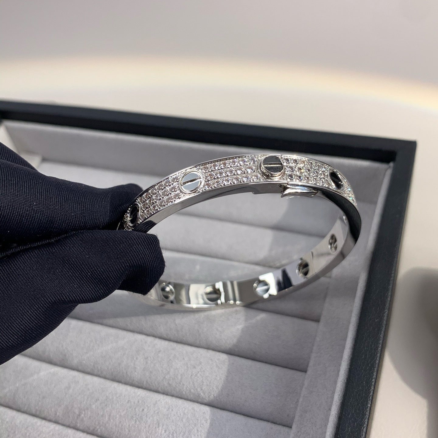 [AuraEcho Jewelry]LOVE BRACELET 6.1MM DIAMOND-PAVED CERAMIC